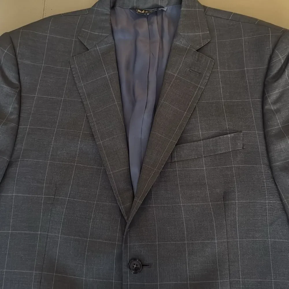 Saks Fifth Ave Black Label Tropical Wool Men’s Blue Windowpane Jacket. Size 42.